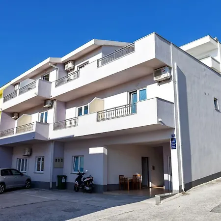 Apartment Penthaus Stipe *