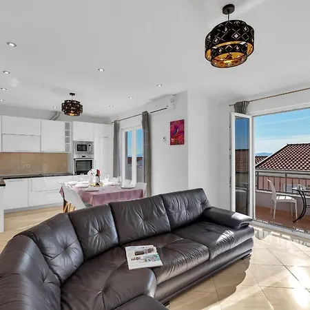 アパート Penthaus Stipe マカルスカ