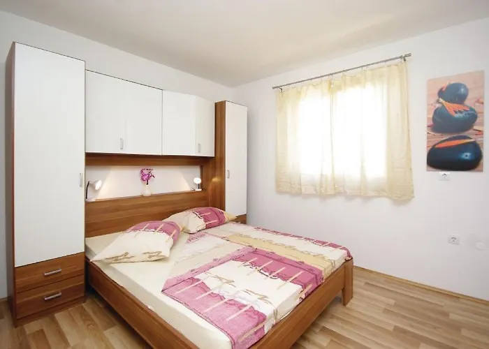 Apartament Penthaus Stipe *