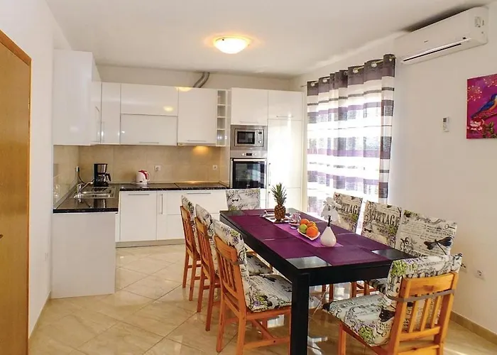 Appartement Penthaus Stipe *